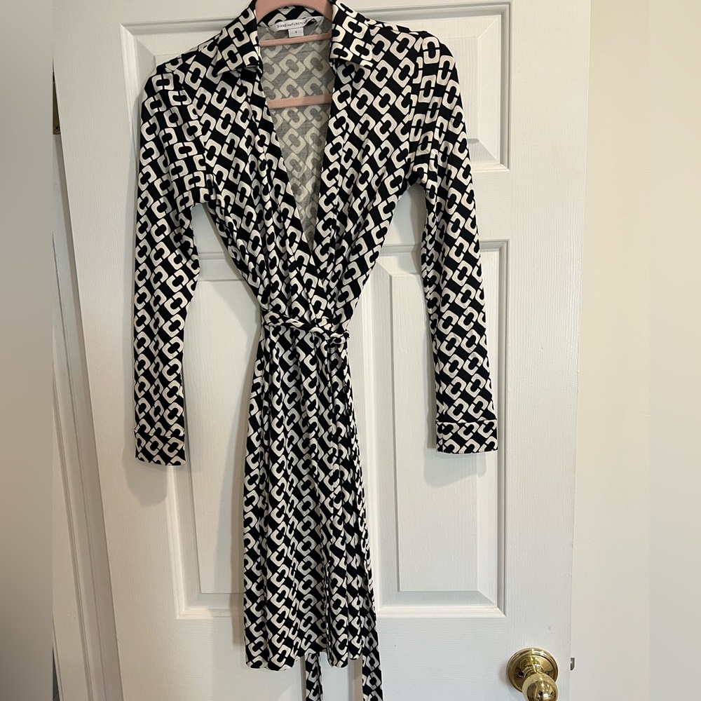 Diane Von Furstenberg Black and White Geometric Wrap Dress